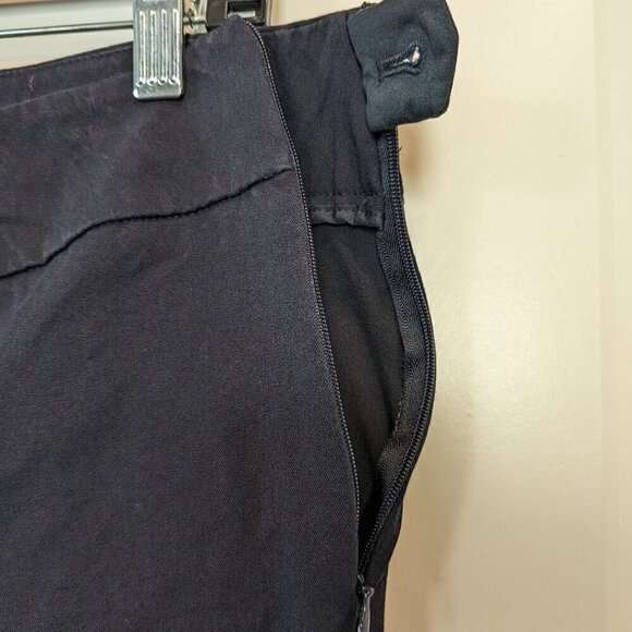 Talbots Chatham Cropped Pants Size 8 Navy Blue Side-Zip Ankle Vents Faux-Pockets - Picture 9 of 15